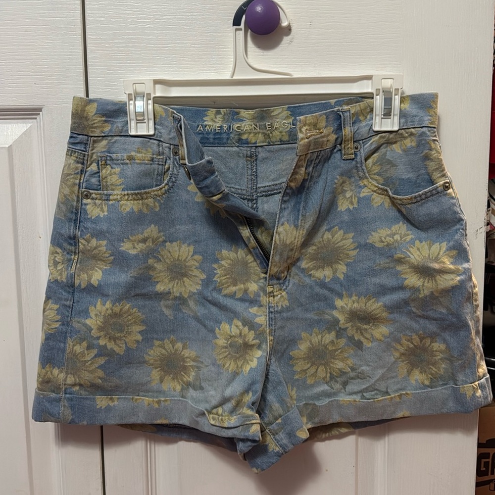 American Eagle Outfitters Blue Floral Jean Shorts